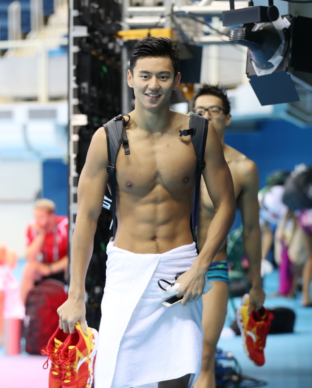 7月31日,中国游泳队队员宁泽涛在训练后.