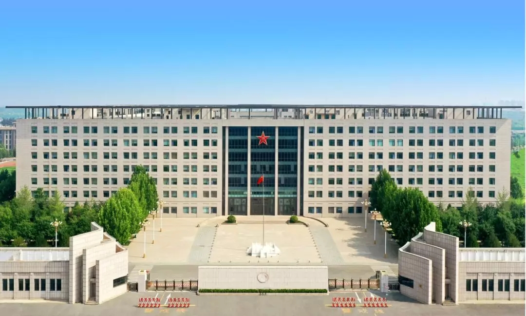 要闻聚焦 正文  火箭军研究院位于首都北京,是火箭军主体科研机构和