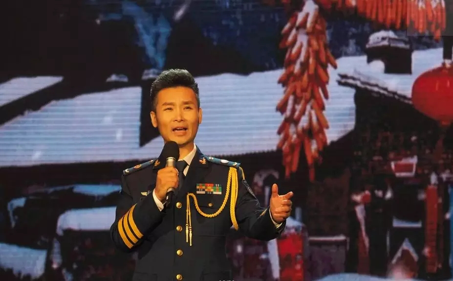 刘和刚,汤俊 家乡歌手献唱 战友空政文工团歌唱家 刘和刚 演唱歌曲