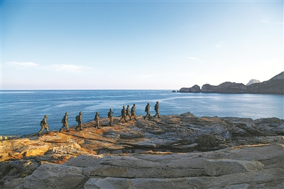 浪花深处的北尖岛上永远有一群官兵守卫着祖国的海防