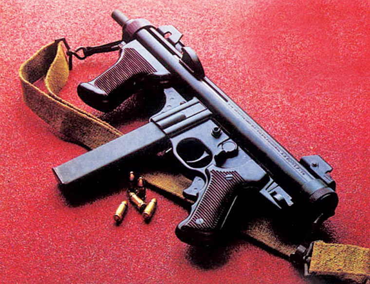 冲锋之王:意大利m12冲锋枪 贝雷塔m12及后来的m12s型冲锋枪于1959年