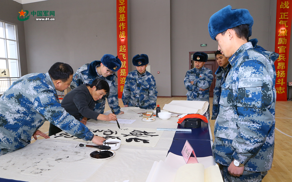 戈壁官兵"福"到啦!20名军旅书法"大咖"带来"饕餮盛宴"