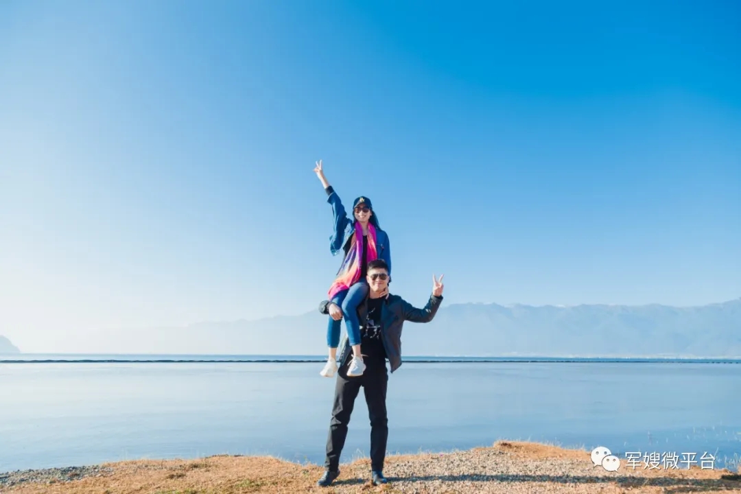 致敬红旗手丨走近首批歼击机女飞行员张晓佳