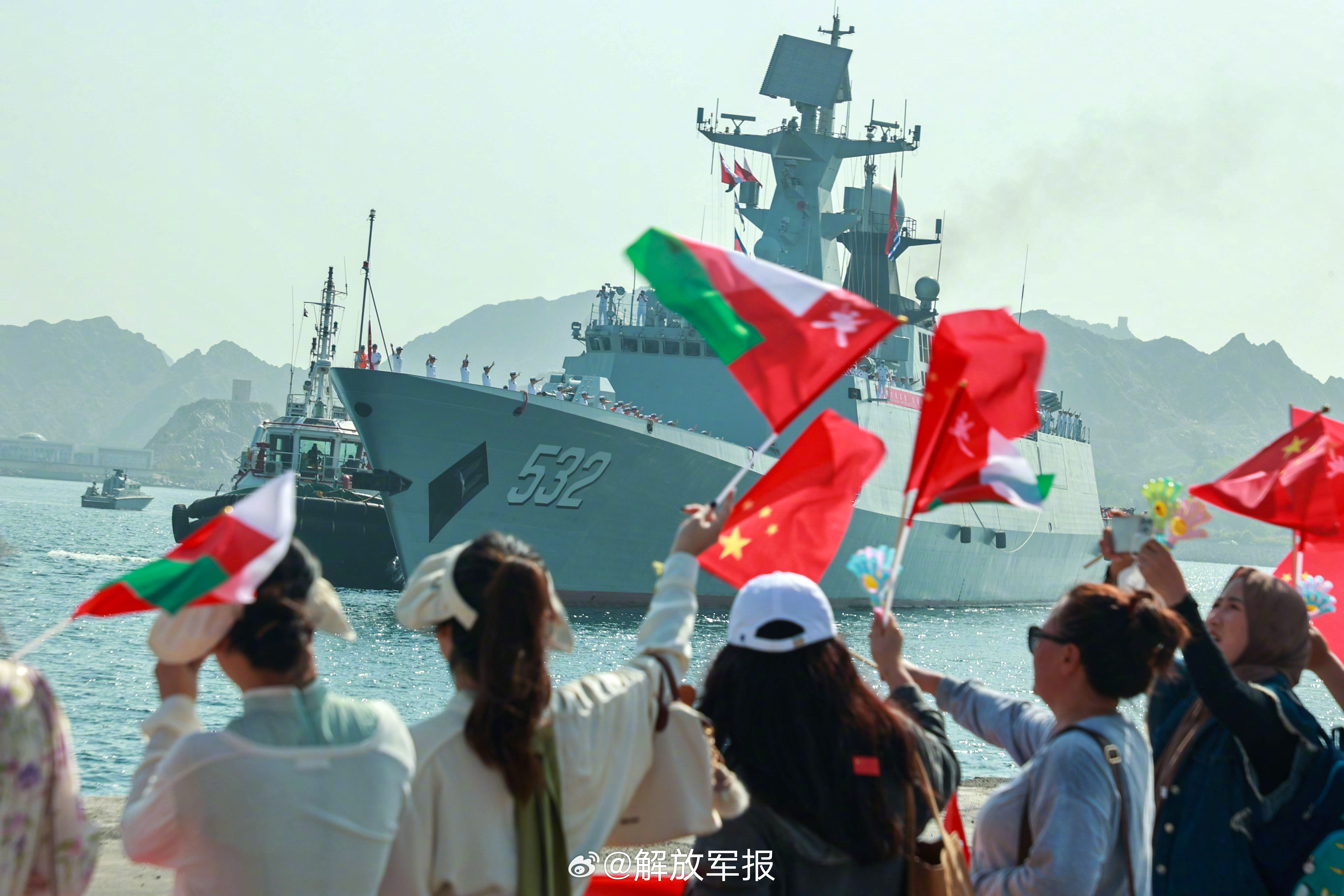 中国海军第44批护航编队抵达阿曼友好访问- 中国军网