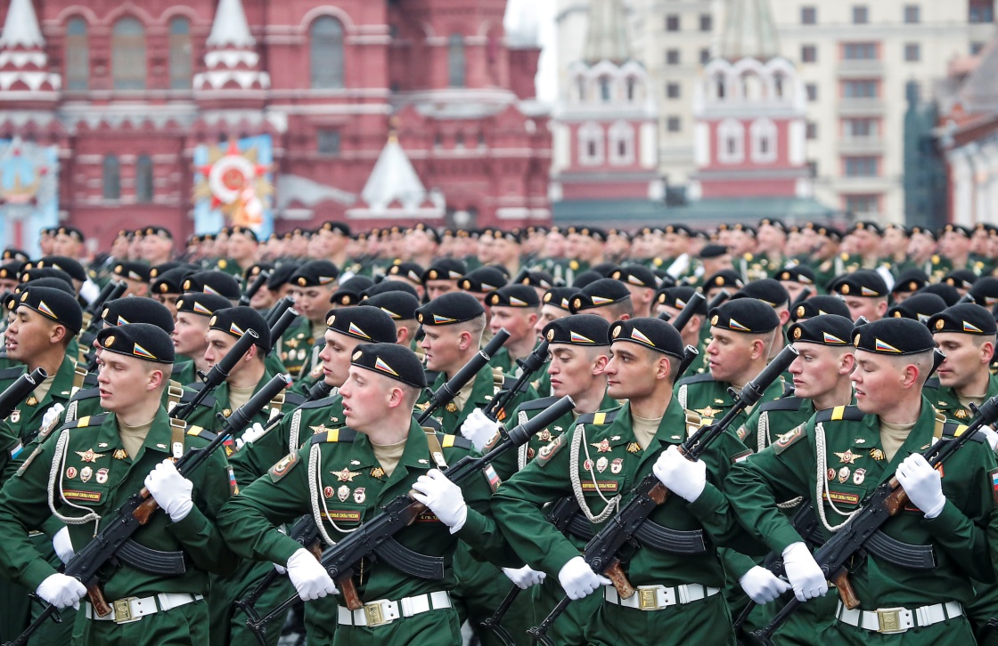 俄罗斯红场盛大阅兵纪念卫国战争胜利76周年 来源:新华社 发布:2021