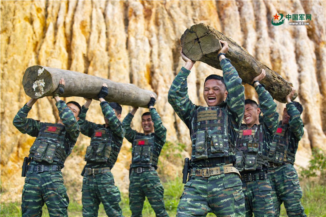 广西来宾:武警特战队员掀起春季练兵热潮