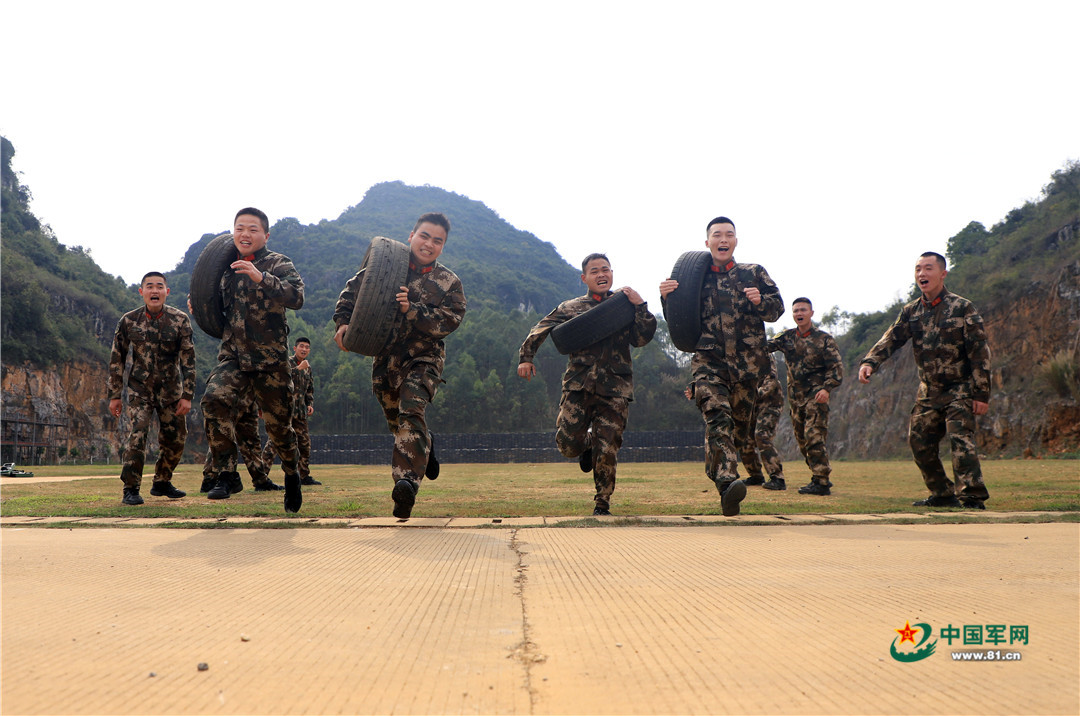 高清大图丨带你走进武警这个总队训练基地