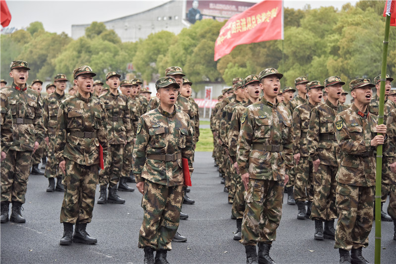 直击武警安徽总队新兵教育训练开训动员现场