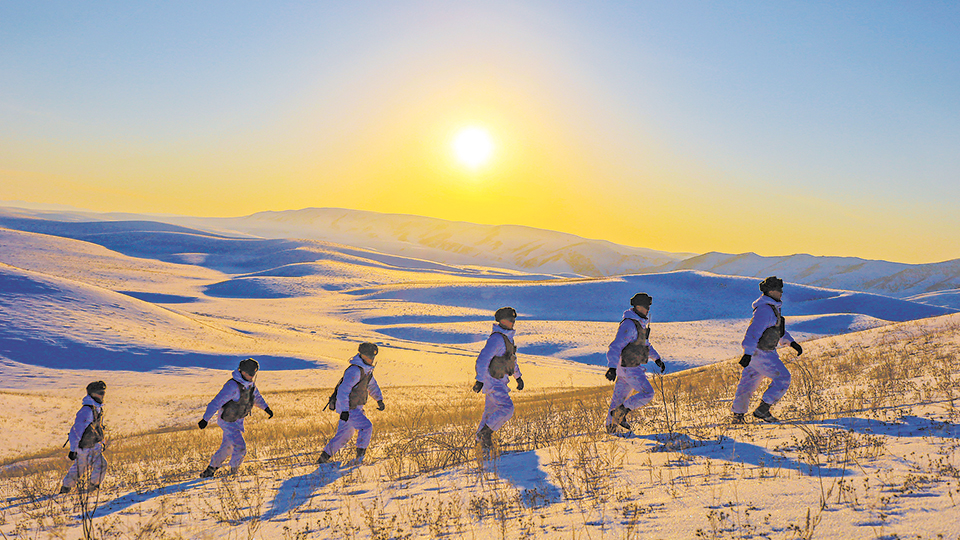 红花海军太原舰声纳班班长李朴:练就水下"顺风耳"又稳又飒的导弹女兵!