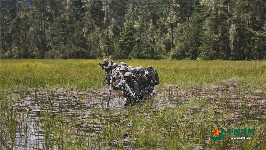 大图来袭!高原侦察兵这样锤炼实战能力