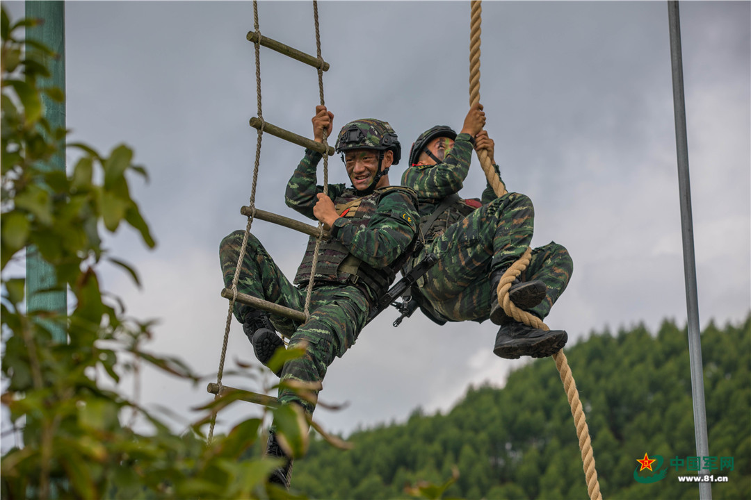 组图丨直击武警特战队员实战化训练风采